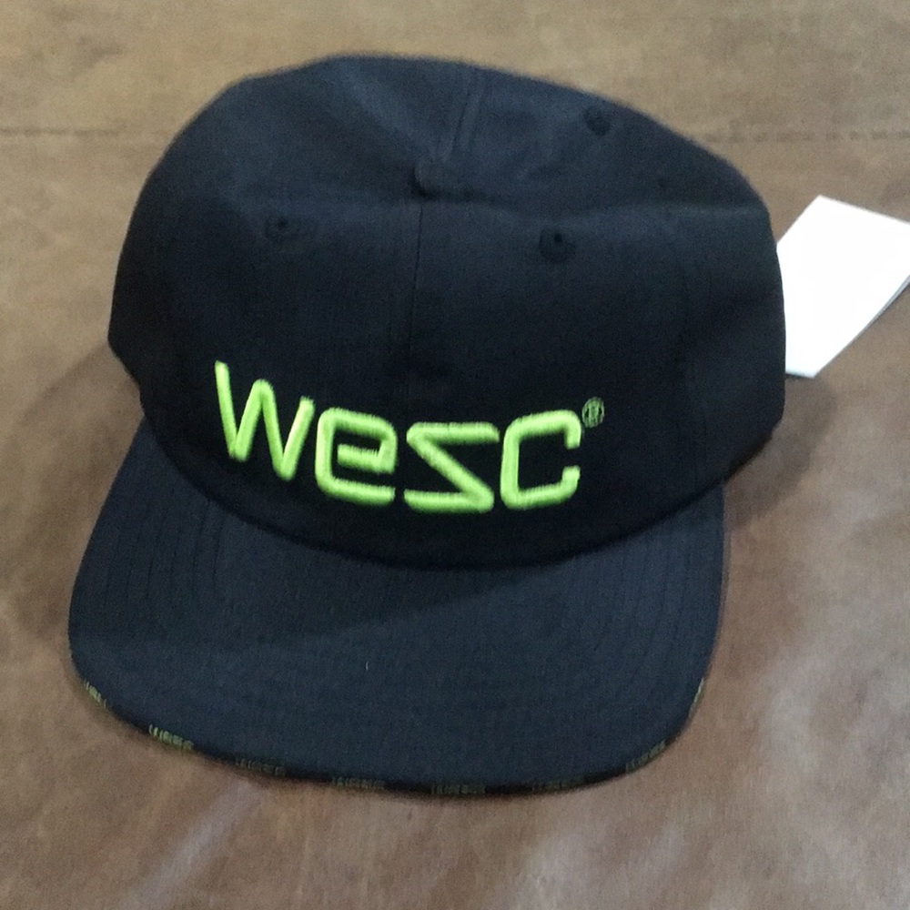 WESC skater hat adjustable